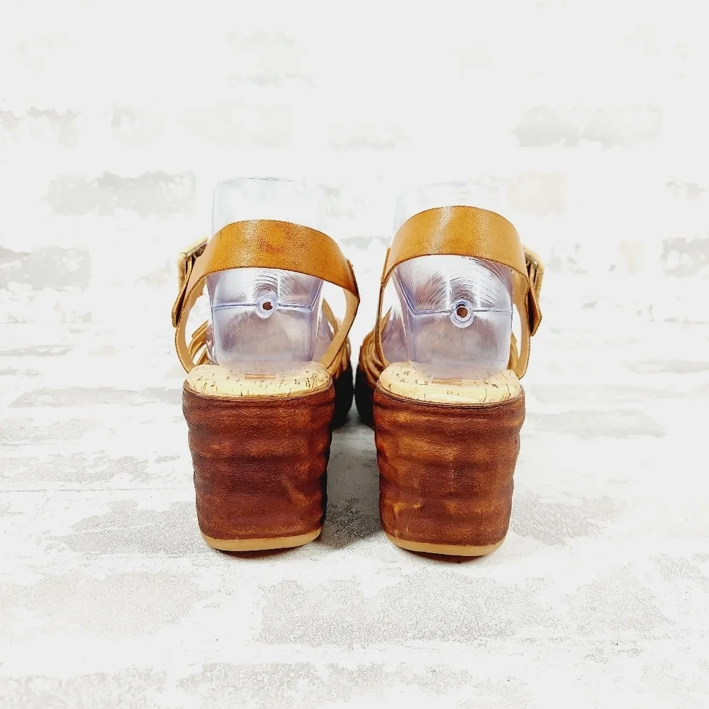 New KORKS Marley Tan Strappy Wedge Sandal H330 - Picture 4 of 11